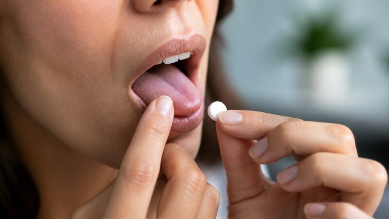 Remédio Sublingual Pode Ser Engolido? Esclarecendo Dúvidas e Cuidados